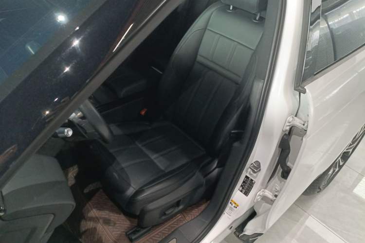 Used Land Rover Range Rover Evoque 2020 249 PS R-DYNAMIC S Sport Edition