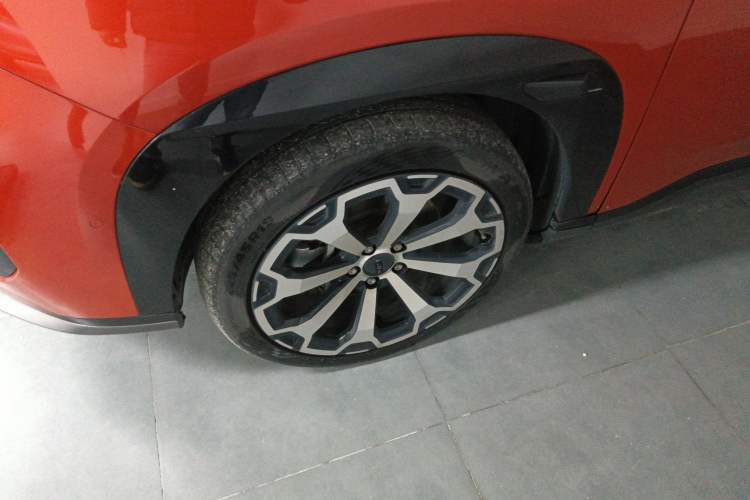 Used AION V 2024 Aion Tyrannosaurus 650 LiDAR Edition