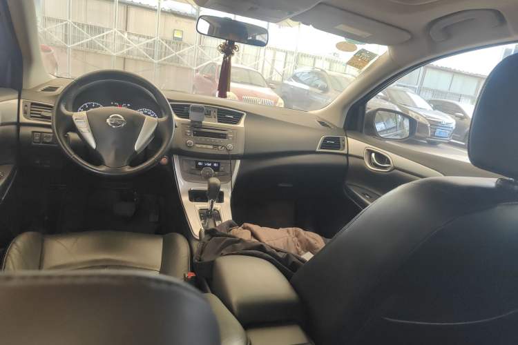 Used Nissan Sylphy 2012 1.6 XL CVT Luxury Edition Headliner