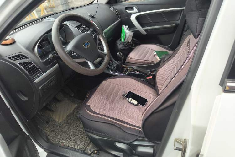 Used Geely Auto Emgrand 2016 Sedan 1.5L Manual Upward Edition Left Front Seat