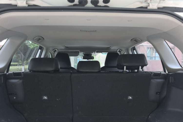 Used Toyota RAV4 2020 2.0L CVT Two-Wheel Drive Fashion Edition Headliner