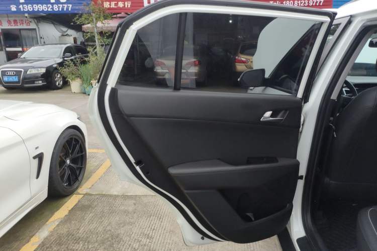 Used Hyundai ix25 2015 1.6L Automatic Two-Wheel Drive Smart GLS Trim