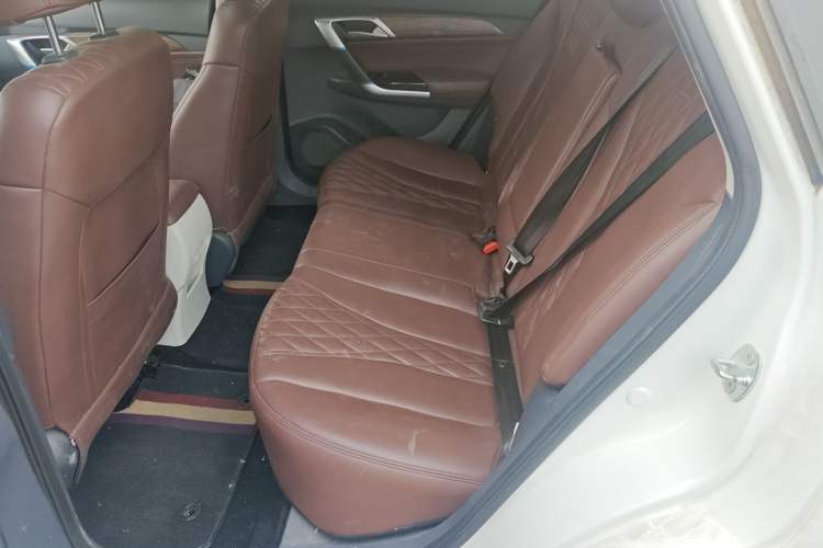 Used BAIC Beijing EU5 2018 R500 Smart Wind Edition