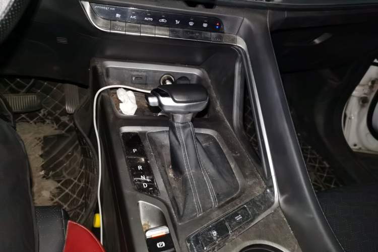 Used CHANGAN CS35PLUS 2022 Blue Whale NE 1.4T DCT Luxury Model Gear Lever