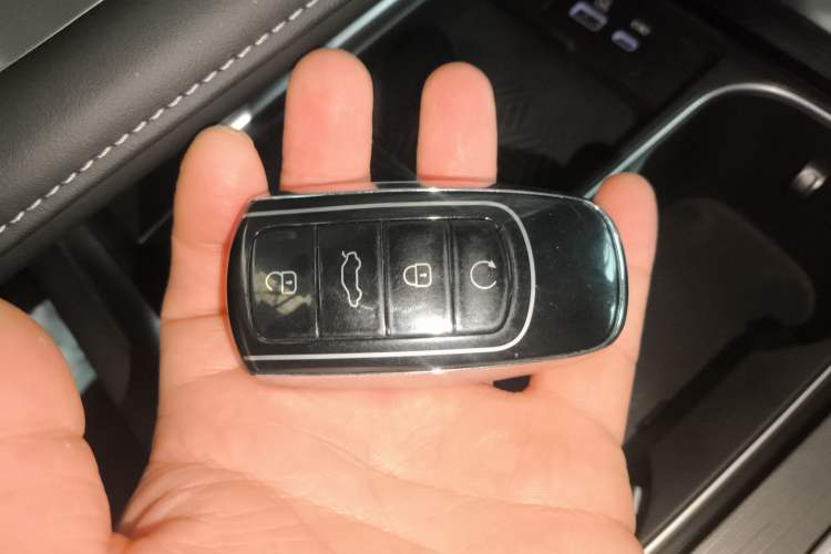 Used Chery Tiggo 7 PLUS New Energy 2023 Champion Edition 1.5T 100KM Speedy Version Vehicle Key