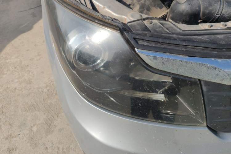 Used CHANGAN KAICHENG Ruixing M90 2018 2.0L Value-Added High-Roof Double-Door 6-Seater 4G94S Right Front Headlight