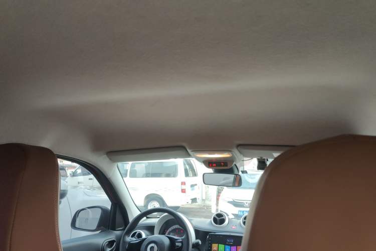 Used smart forfour 2016 1.0L 52 kW Dynamic Edition
