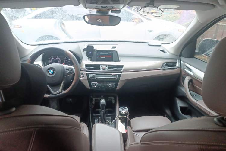 Used BMW X1 2018 sDrive18Li Luxury Model
