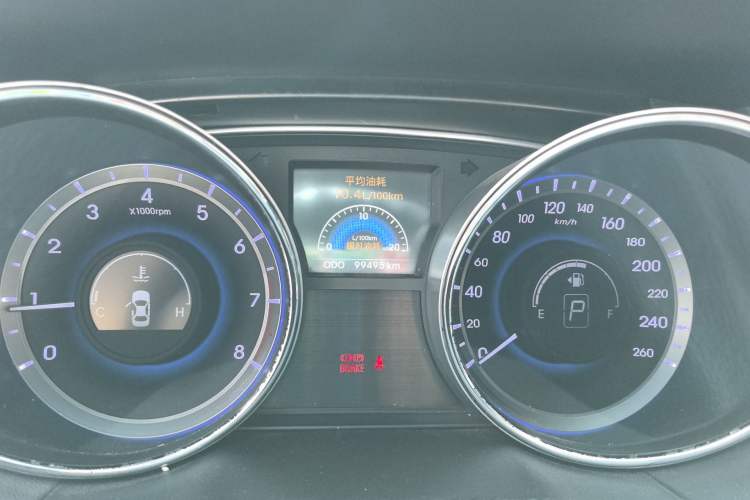 Used Hyundai Sonata 2015 Classic 2.4L Automatic Leading Edition China IV Standard