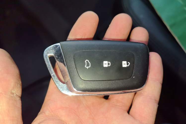 Used Baojun E300 2020 Starry Intelligence Edition Vehicle Key