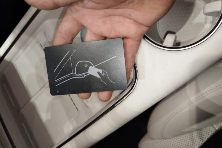 Used Li Auto i6 2025 Model Two-Wheel-Drive Standard Type Vehicle Key