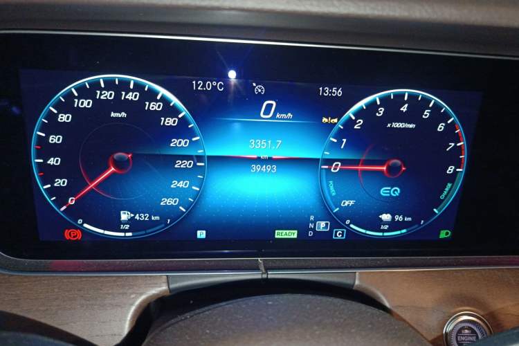 Used Mercedes-Benz E-Class New Energy 2022 Restyled E 350 e L Plug-in Hybrid Sedan
