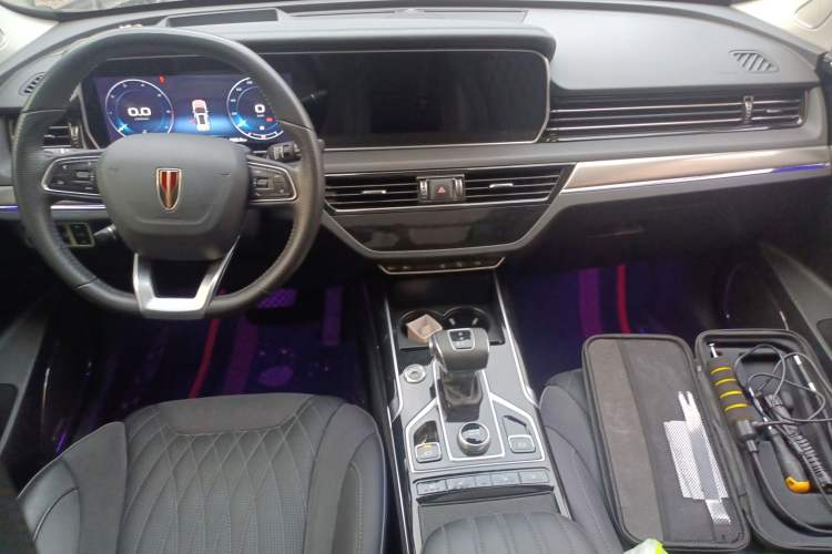 Used Hongqi HS5 2022 Revised Version 2.0T Smart Connect Flagship Edition
