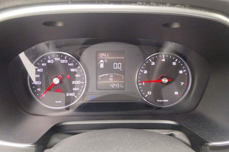 Used Roewe RX5 2016 20T Two-Wheel Drive Manual Flagship Edition