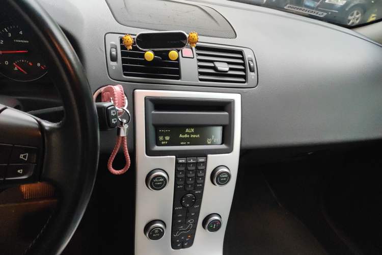 Used Volvo C30 2010 2.0 Zhiya Edition Audio And AC Panel
