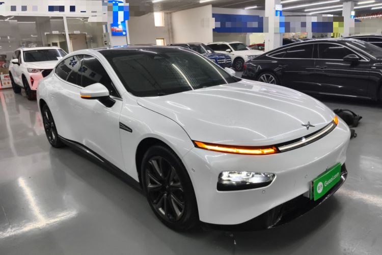 Used XPeng P7 2022 670N+ Front Right 45 Deg