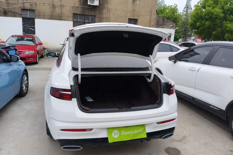 Used Geely Auto Preface 2021 Revised Version 2.0TD Luxury Edition Trunk