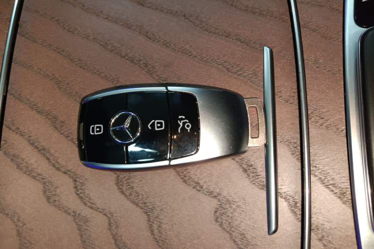 Used Mercedes-Benz E-Class 2023 E 300 L Stylish Model
