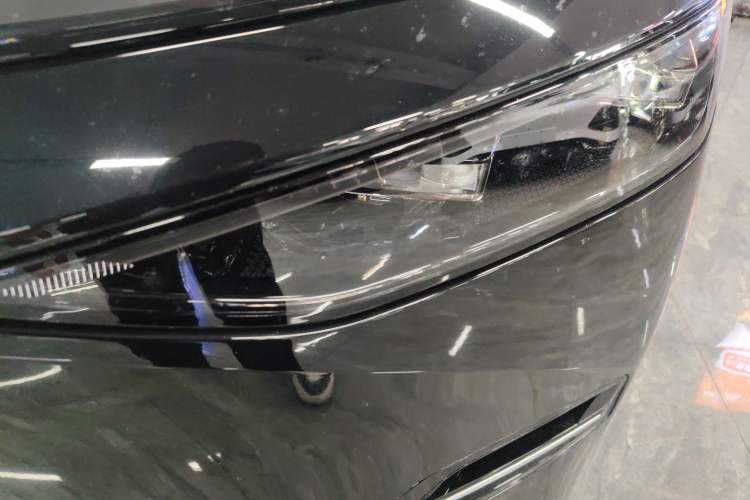 Used XPeng X9 2025 740 Ultra-Long Range Max Left Front Headlight