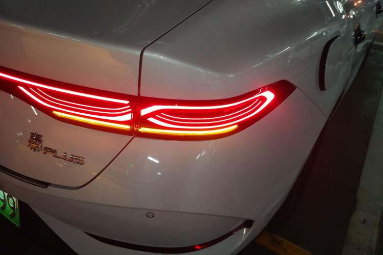 Used BYD Qin PLUS 2025 DM-i Smart Drive 55KM Leading Model
