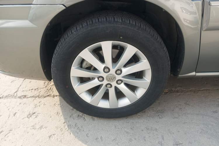 Used Buick GL8 2014 2.4L Classic Edition
