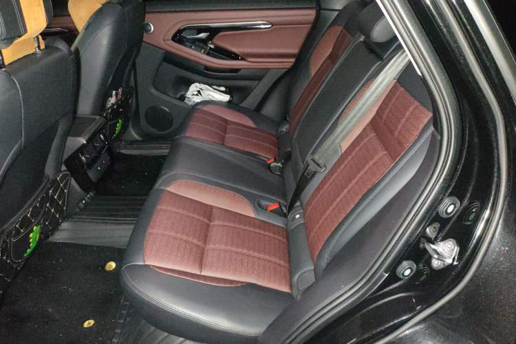 Used Land Rover Range Evoque 2021 Range Rover Velar L 249PS R-Dynamic First Edition
