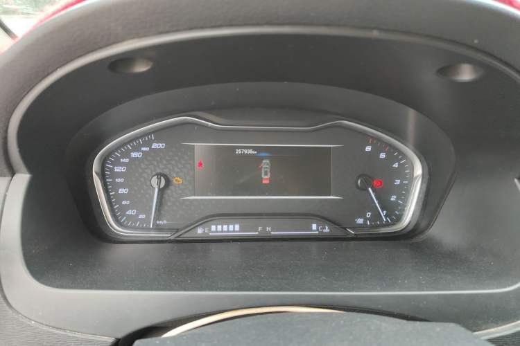 Used SAIC MAXUS G10 2023 2.0T Manual Multi-Function Version Diesel 7 Seats