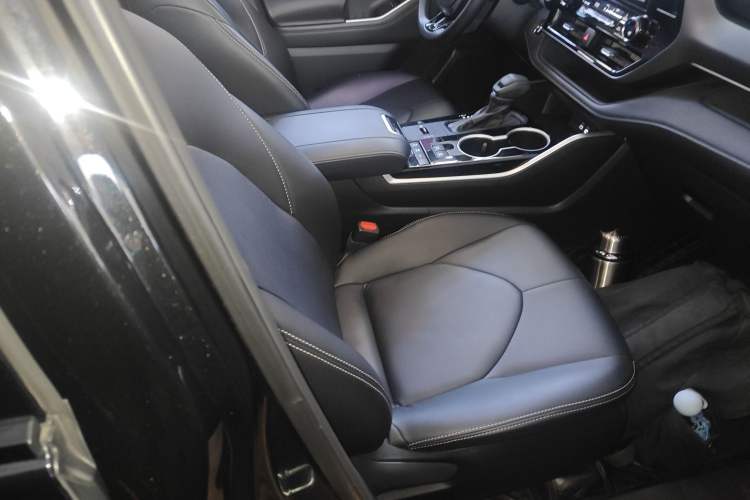 Used Toyota Crown Kluger 2023 2.5L HEV Four-Wheel Drive Elite Edition
