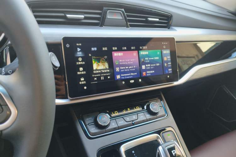 Used Geely Auto Emgrand X7 Sport 2022 1.8TD DCT Zhiya Trim