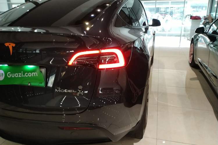 Used Tesla Model Y 2024 Rear-Wheel-Drive Version