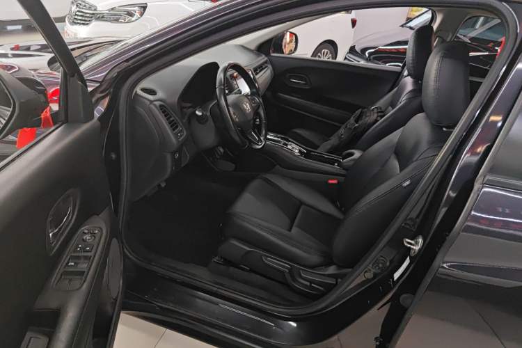 Used Honda Vezel 2018 1.5L CVT 2WD Technology Elite Model
