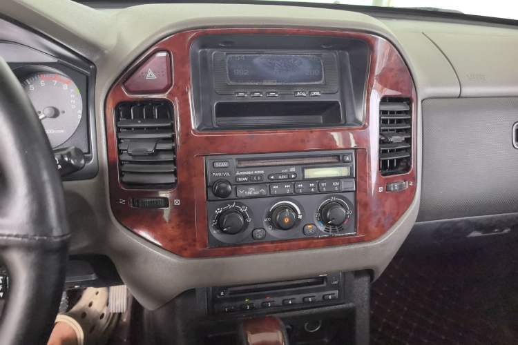 Used Mitsubishi Pajero 2008 V73 3.0L AT GLS
