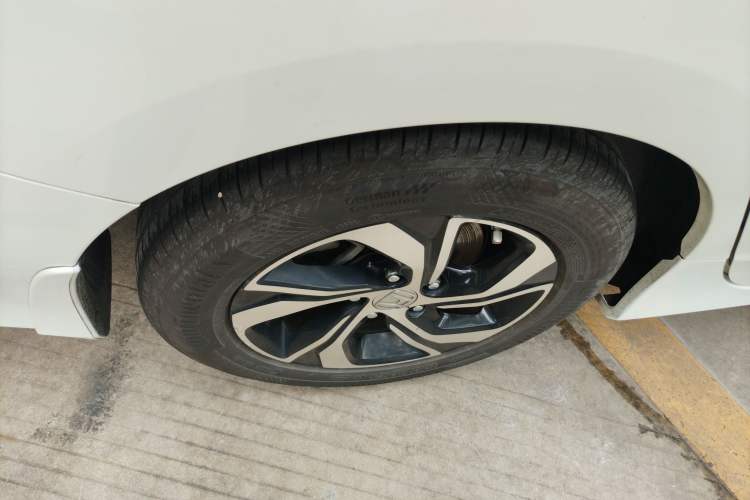 Used Honda Accord 2016 2.0L Elite Edition Right Rear Wheel Hub