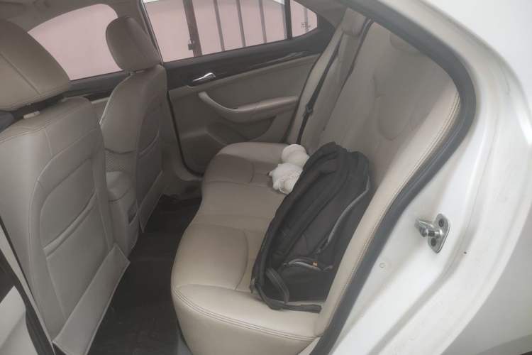 Used Roewe 360 2017 1.5L Automatic Luxury Edition
