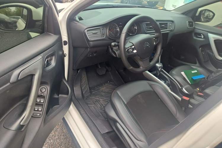 Used Citroen C3-XR 2017 1.6L Automatic Pioneer Model Driver Seat