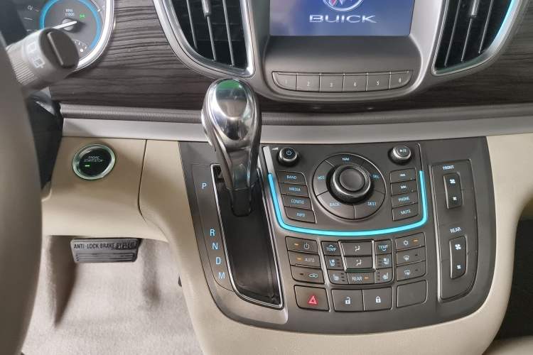 Used Buick GL8 2013 3.0L XT Luxury Business Flagship Edition
