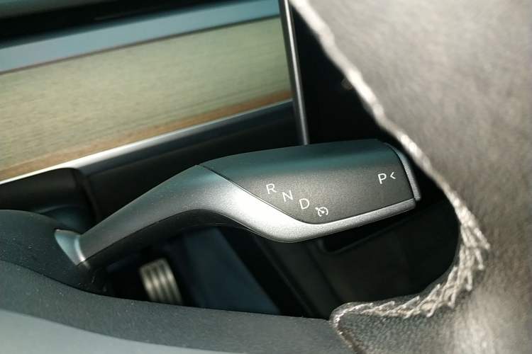 Used Tesla Model Y 2021 Performance High-Performance All-Wheel-Drive Version Gear Lever