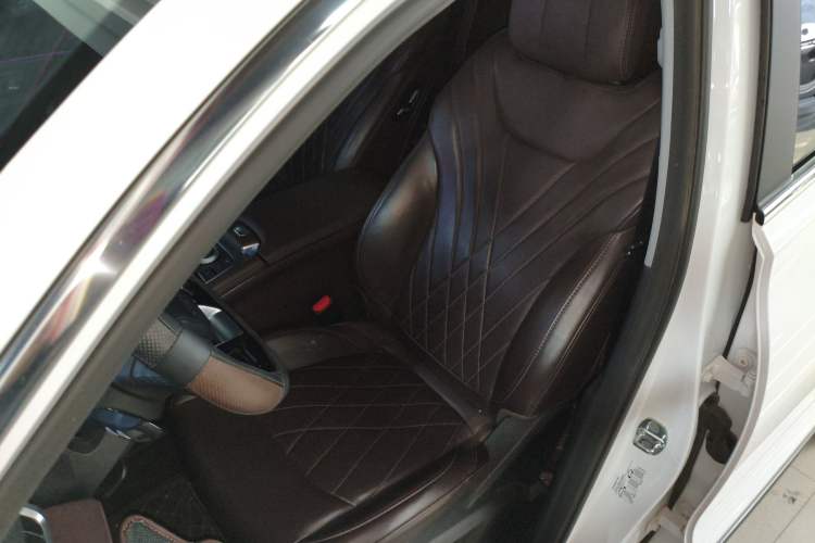 Used Chery Tiggo 8 PRO 2024 Champion Edition 390T Two-Wheel Drive Peak Version 5 Seats
