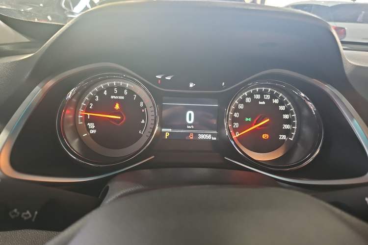 Used Chevrolet Orlando 2019 530T Automatic Luxury Edition (5+2 Seater) – China VI Standard Instrument Cluster