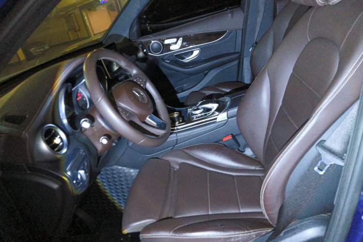 Used Mercedes-Benz GLC 2017 GLC 260 4MATIC Dynamic Edition Left Front Seat