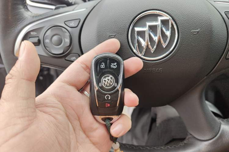 Used Buick LaCrosse 2018 20T Elite Edition Vehicle Key