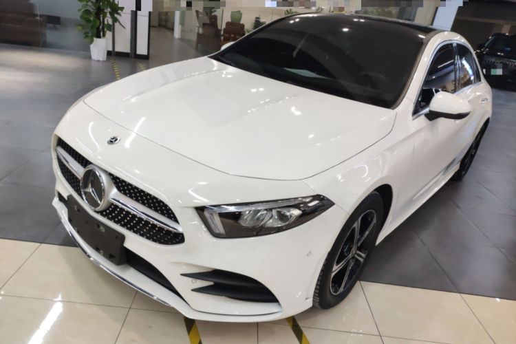 Used Mercedes-Benz A-Class 2022 Revised Version A 200 L Sport Sedan Fashionable Style