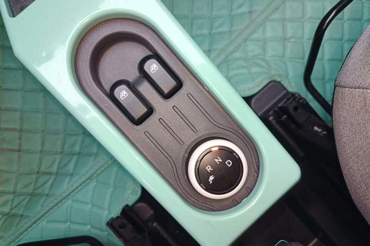 Used Wuling Hongguang MINIEV 2021 Macaron Premium Model – Lithium Iron Phosphate