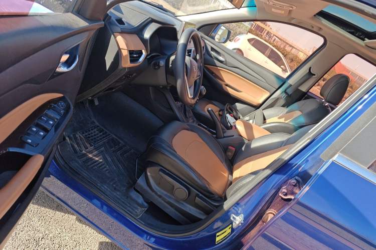 Used Wuling Hongguang S3 2018 1.5L Manual Luxury Model China V Standard
