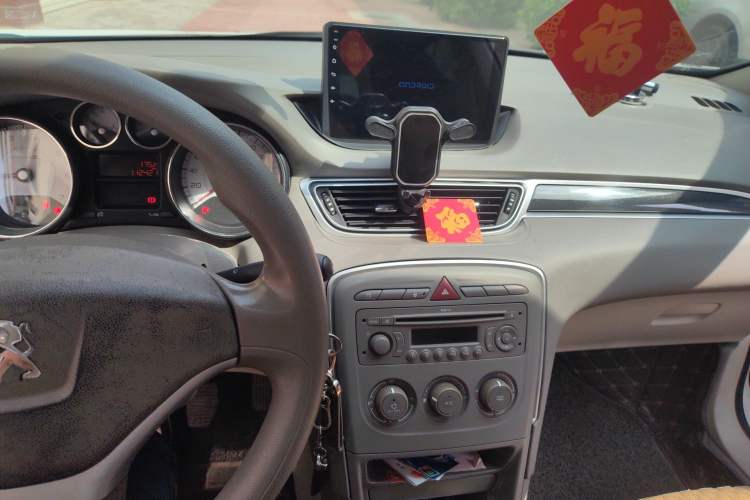 Used Peugeot 308 2012 1.6L Manual YouShang Edition
