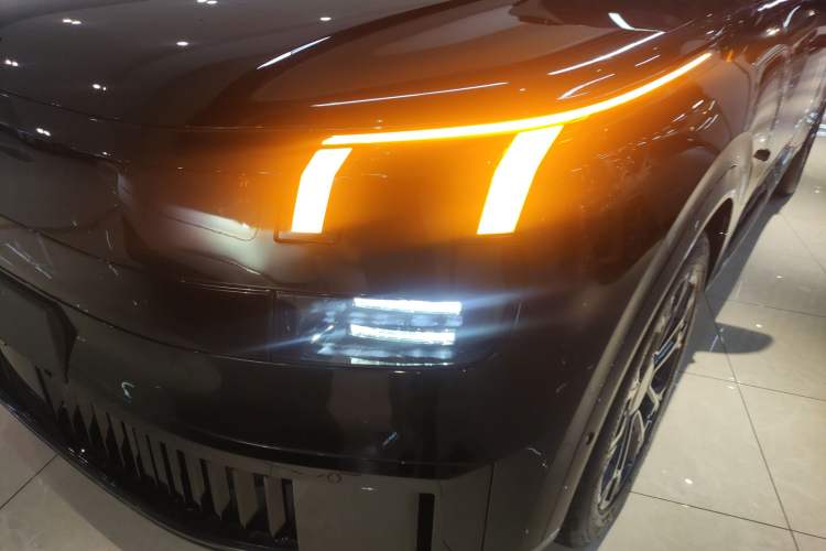 Used Lynk & Co 900 2025 1.5T Ultra