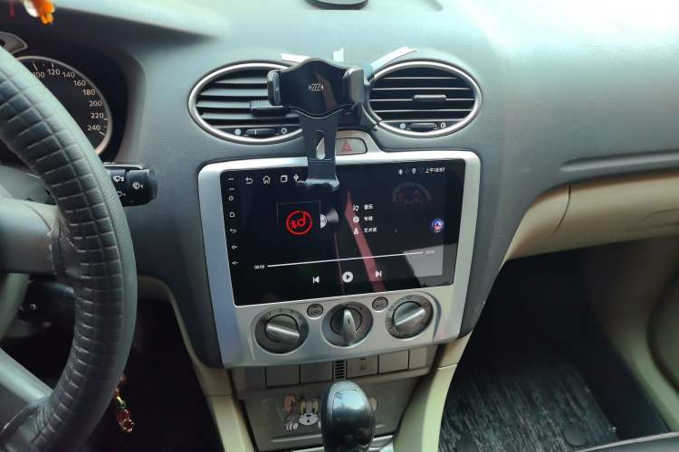 Used Ford Focus 2011 Hatchback 1.8L Automatic Fashion Edition