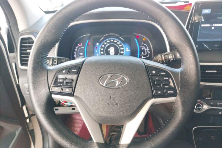 Used Hyundai Tucson 2020 280TGDi Two-Wheel-Drive GLS Fashion Edition China VI Standard
