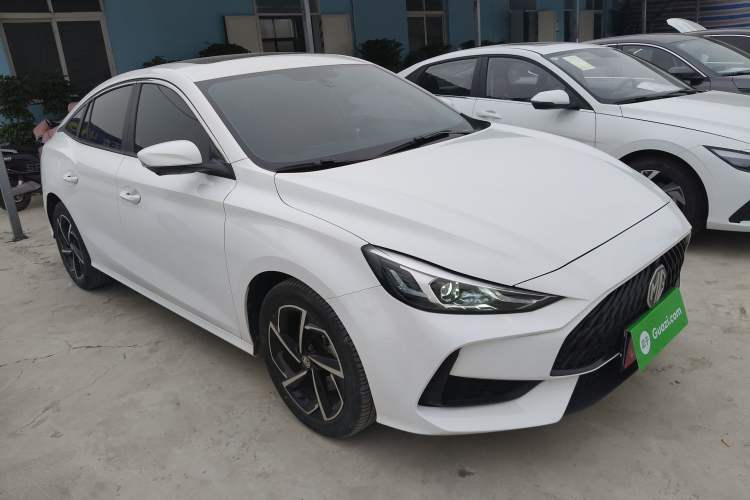 Used MG 5 2021 Revised 300TGI DCT Qingshè Luxurious Enjoyment Edition
