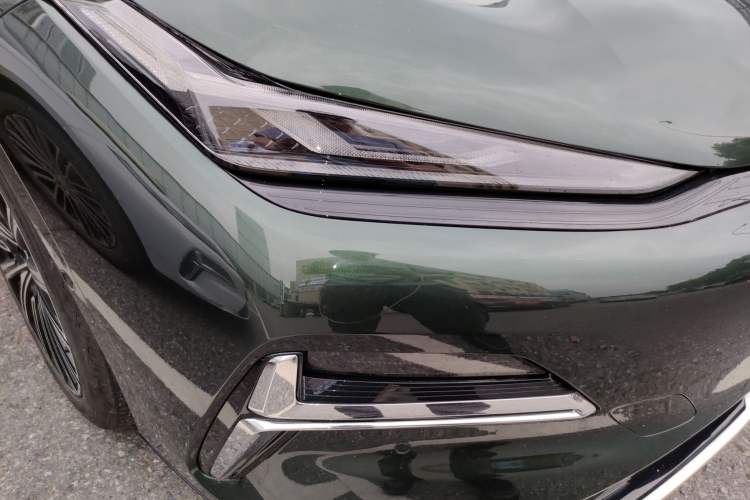 Used Geely Galaxy 8 2025 130km EM-P Exploration Edition Right Front Headlight